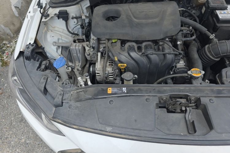 Used Hyundai Elantra (6th Generation / Lingdong) 2016 1.6L Automatic ZhiXuan – Elite Version Engine Bay Right