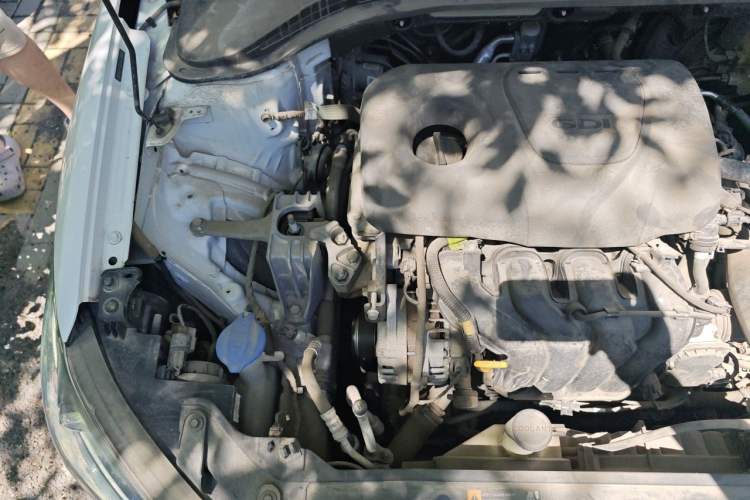 Used Hyundai Elantra (6th Generation / Lingdong) 2016 1.6L Automatic ZhiXuan – Elite Version Engine Bay Right