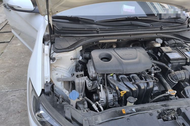 Used Hyundai Elantra (6th Generation / Lingdong) 2016 1.6L Automatic ZhiXuan – Elite Version Engine Bay Right