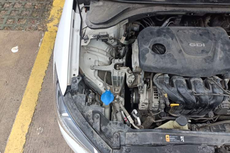 Used Hyundai Elantra (6th Generation / Lingdong) 2016 1.6L Automatic ZhiXuan – Elite Version Engine Bay Right