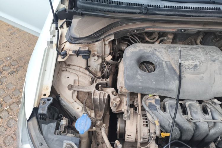 Used Hyundai Elantra (6th Generation / Lingdong) 2016 1.6L Automatic ZhiXuan – Elite Version Engine Bay Right