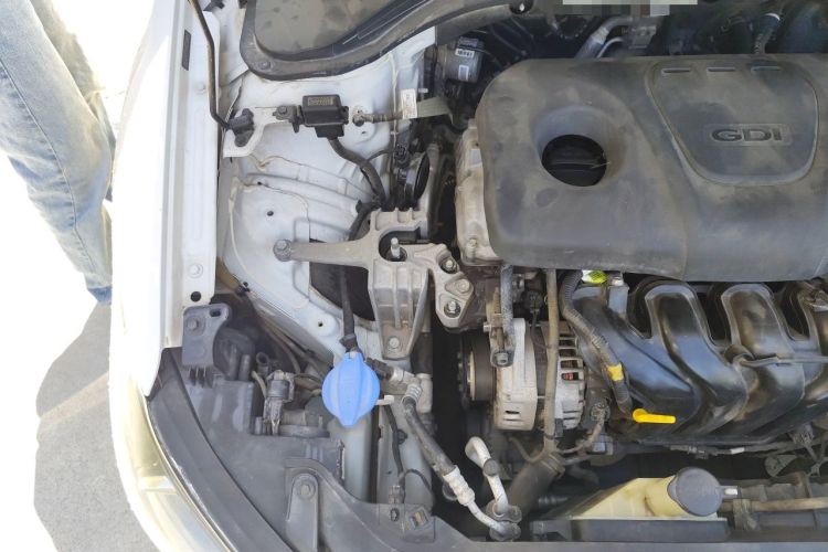 Used Hyundai Elantra (6th Generation / Lingdong) 2016 1.6L Automatic ZhiXuan – Elite Version Engine Bay Right