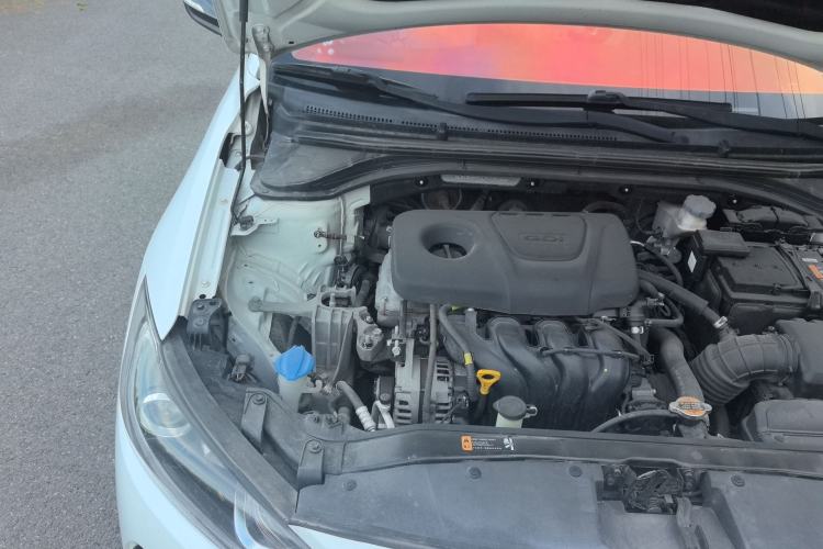 Used Hyundai Elantra (6th Generation / Lingdong) 2016 1.6L Automatic ZhiXuan – Elite Version Engine Bay Right