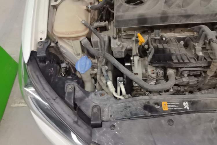 Used Hyundai Elantra (6th Generation / Lingdong) 2016 1.4T Dual-Clutch Xuan Dong · Dynamic Version Engine Bay Right