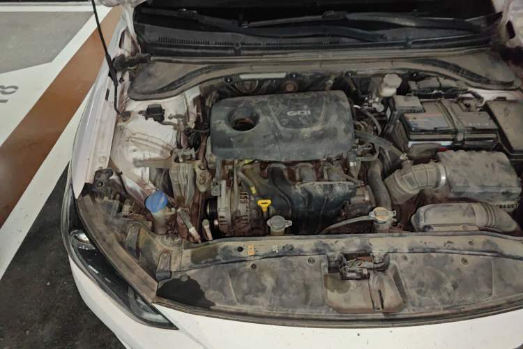 Used Hyundai Elantra (6th Generation / Lingdong) 2016 1.6L Automatic ZhiXuan – Elite Version Engine Bay Right