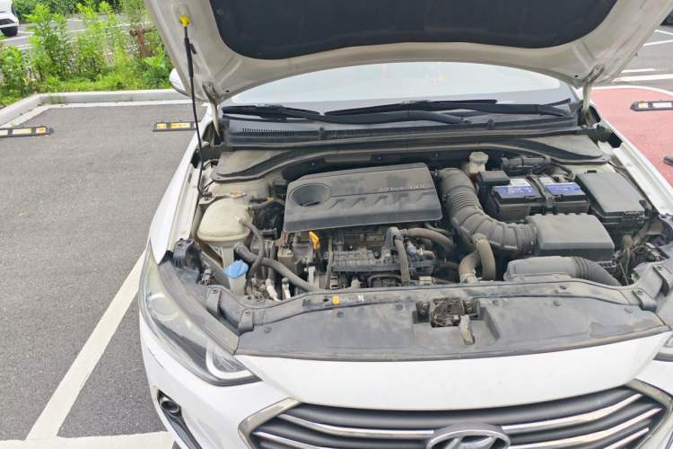 Used Hyundai Elantra (6th Generation / Lingdong) 2016 1.4T Dual-Clutch Xuan Dong · Dynamic Version Engine Bay Right