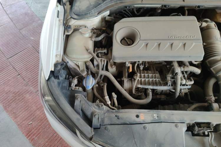 Used Hyundai Elantra (6th Generation / Lingdong) 2016 1.4T Dual-Clutch Xuan Dong · Dynamic Version Engine Bay Right