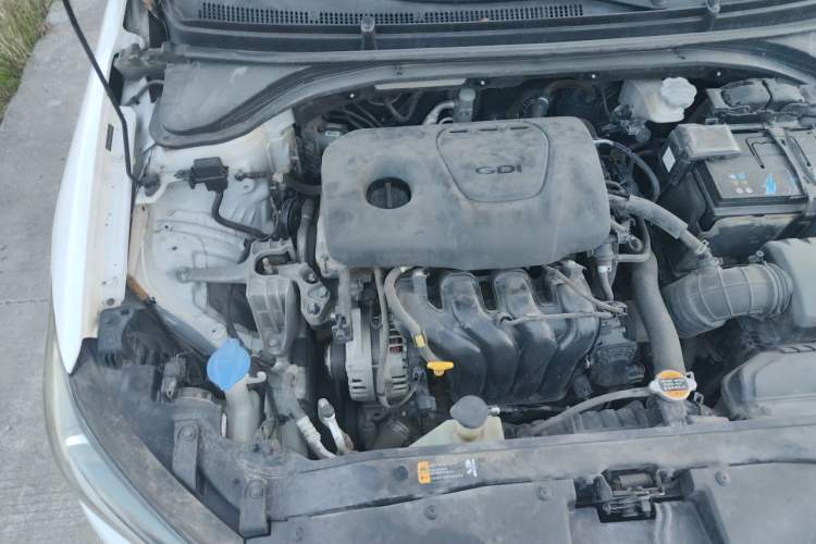 Used Hyundai Elantra (6th Generation / Lingdong) 2016 1.6L Automatic ZhiXuan – Elite Version Engine Bay Right