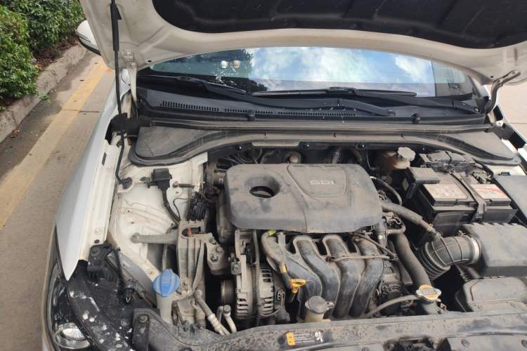 Used Hyundai Elantra (6th Generation / Lingdong) 2016 1.6L Automatic ZhiXuan – Elite Version Engine Bay Right