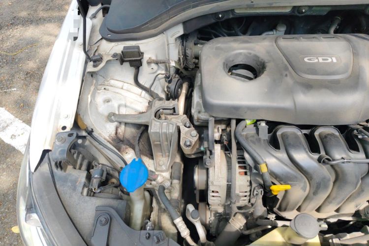 Used Hyundai Elantra (6th Generation / Lingdong) 2016 1.6L Automatic ZhiXuan – Elite Version Engine Bay Right