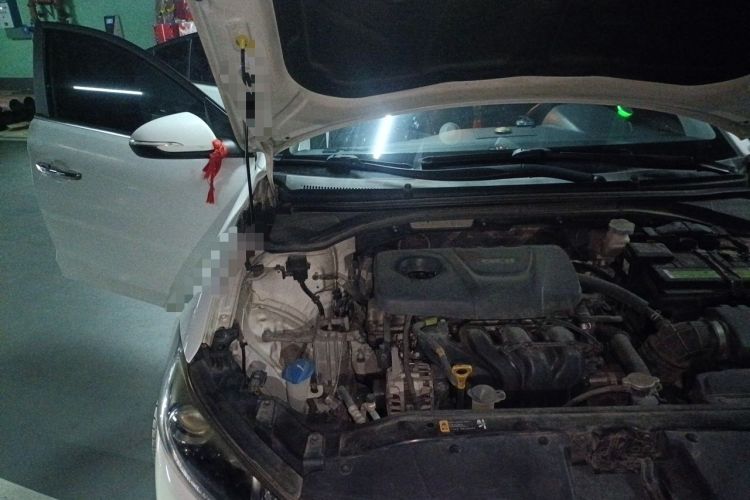 Used Hyundai Elantra (6th Generation / Lingdong) 2016 1.6L Automatic ZhiXuan – Elite Version Engine Bay Right