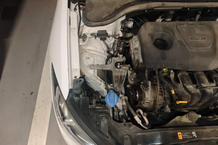 Used Hyundai Elantra (6th Generation / Lingdong) 2016 1.6L Automatic ZhiXuan – Elite Version Engine Bay Right