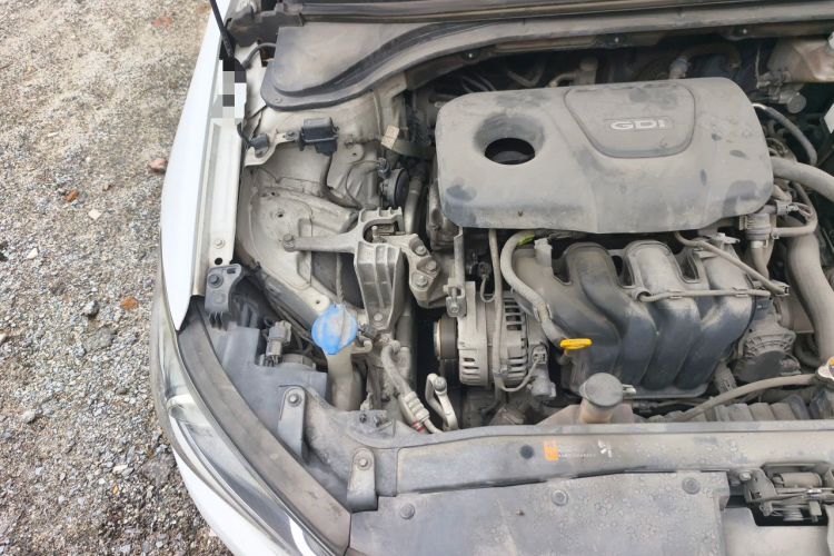 Used Hyundai Elantra (6th Generation / Lingdong) 2016 1.6L Automatic ZhiXuan – Elite Version Engine Bay Right