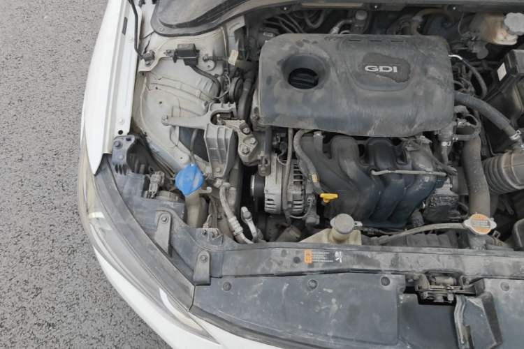 Used Hyundai Elantra (6th Generation / Lingdong) 2016 1.6L Automatic ZhiXuan – Elite Version Engine Bay Right