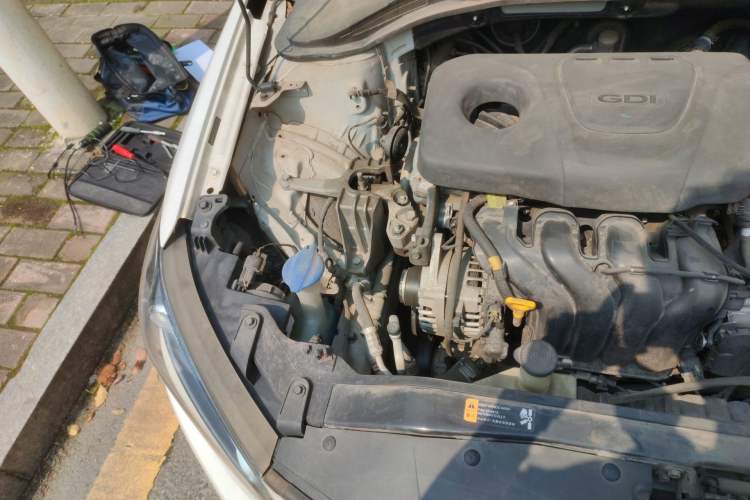 Used Hyundai Elantra (6th Generation / Lingdong) 2016 1.6L Automatic ZhiXuan – Elite Version Engine Bay Right