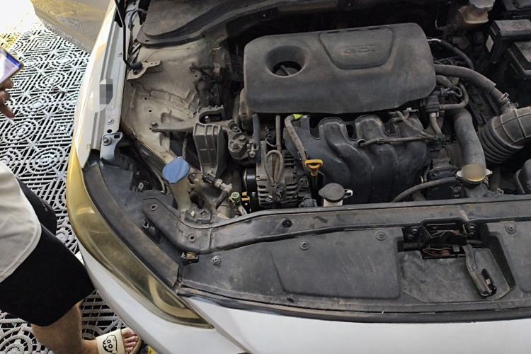 Used Hyundai Elantra (6th Generation / Lingdong) 2016 1.6L Automatic ZhiXuan – Elite Version Engine Bay Right