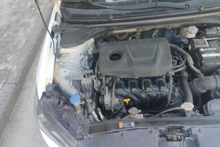 Used Hyundai Elantra (6th Generation / Lingdong) 2016 1.6L Manual ZhiXuan · Dynamic Model Engine Bay Right