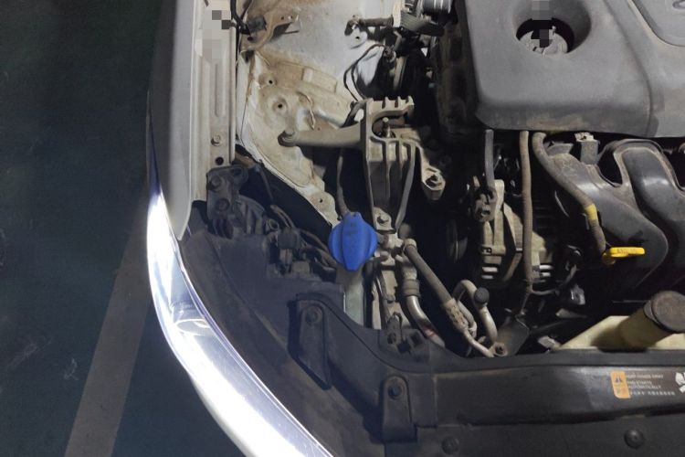 Used Hyundai Elantra (6th Generation / Lingdong) 2016 1.6L Automatic ZhiXuan – Elite Version Engine Bay Right