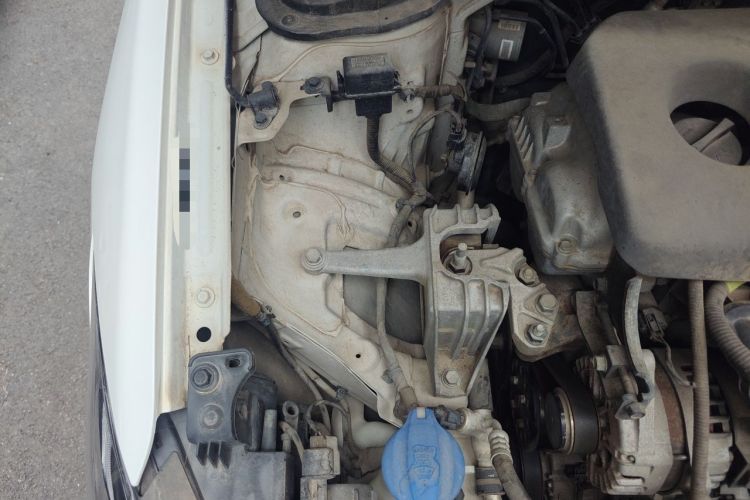Used Hyundai Elantra (6th Generation / Lingdong) 2016 1.6L Automatic ZhiXuan – Elite Version Engine Bay Right
