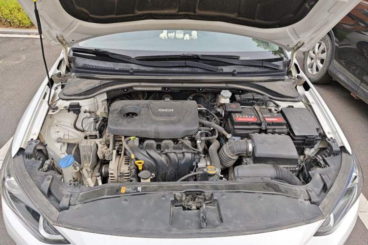 Used Hyundai Elantra (6th Generation / Lingdong) 2016 1.6L Automatic ZhiXuan – Elite Version Engine Bay
