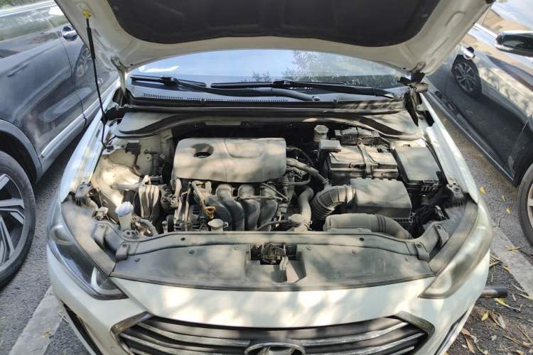Used Hyundai Elantra (6th Generation / Lingdong) 2016 1.6L Automatic ZhiXuan – Elite Version Engine Bay