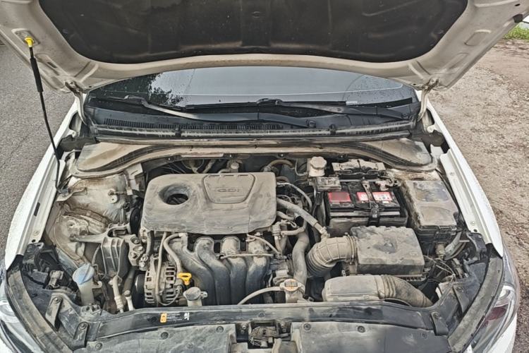 Used Hyundai Elantra (6th Generation / Lingdong) 2016 1.6L Automatic ZhiXuan – Elite Version Engine Bay