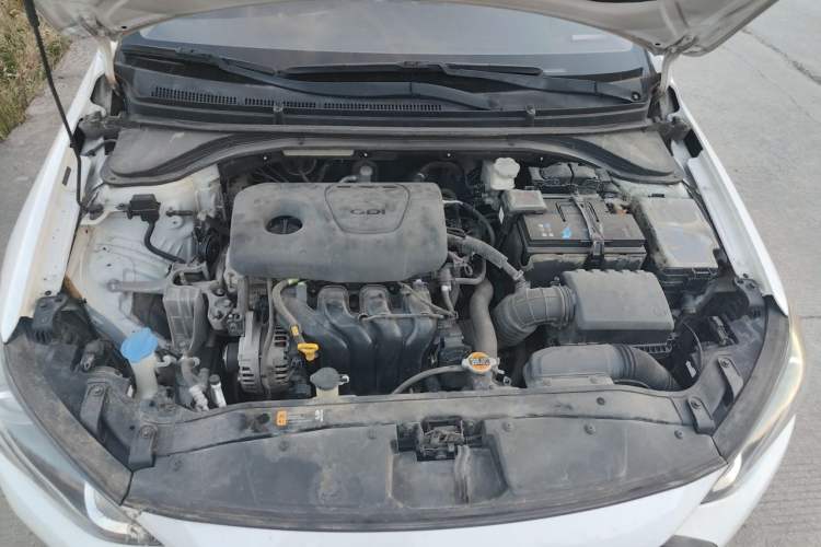Used Hyundai Elantra (6th Generation / Lingdong) 2016 1.6L Automatic ZhiXuan – Elite Version Engine Bay