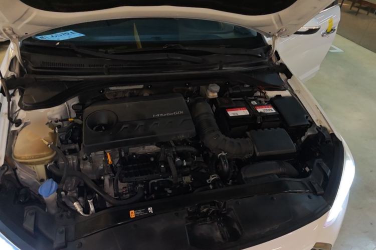 Used Hyundai Elantra (6th Generation / Lingdong) 2016 1.4T Dual-Clutch Xuan Dong · Dynamic Version Engine Bay