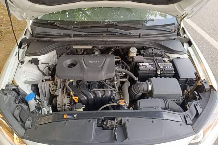 Used Hyundai Elantra (6th Generation / Lingdong) 2016 1.6L Automatic ZhiXuan – Elite Version Engine Bay