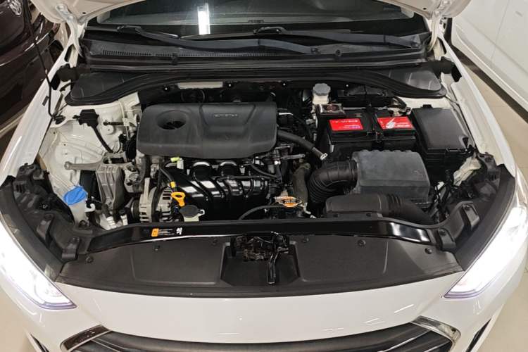 Used Hyundai Elantra (6th Generation / Lingdong) 2016 1.6L Automatic ZhiXuan – Elite Version Engine Bay