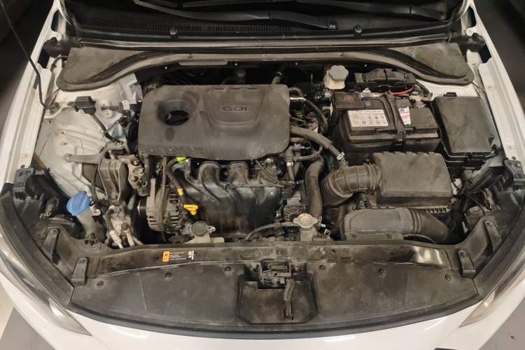 Used Hyundai Elantra (6th Generation / Lingdong) 2016 1.6L Automatic ZhiXuan – Elite Version Engine Bay