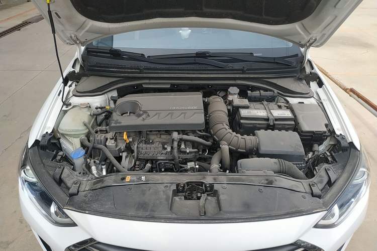 Used Hyundai Elantra (6th Generation / Lingdong) 2016 1.4T Dual-Clutch Xuan Dong · Dynamic Version Engine Bay