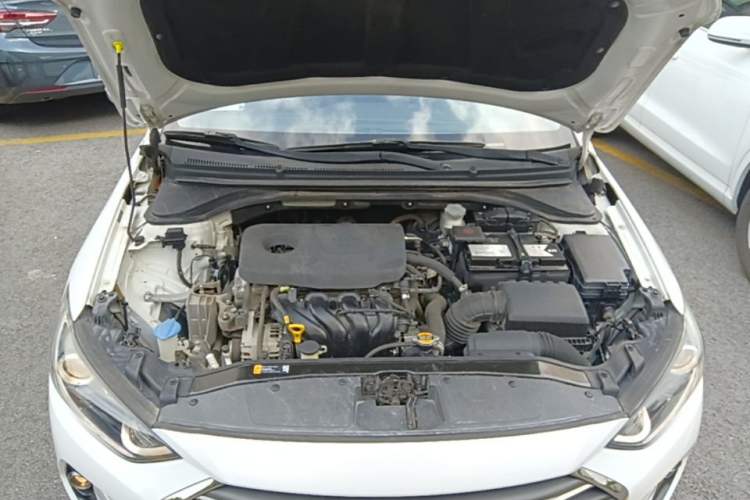 Used Hyundai Elantra (6th Generation / Lingdong) 2016 1.6L Automatic ZhiXuan – Elite Version Engine Bay