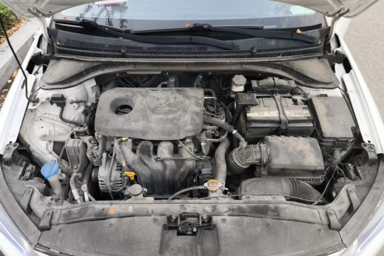 Used Hyundai Elantra (6th Generation / Lingdong) 2016 1.6L Automatic ZhiXuan – Elite Version Engine Bay