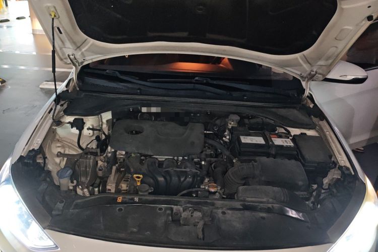 Used Hyundai Elantra (6th Generation / Lingdong) 2016 1.6L Automatic ZhiXuan – Elite Version Engine Bay