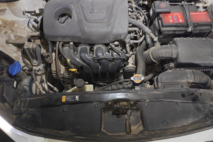 Used Hyundai Elantra (6th Generation / Lingdong) 2016 1.6L Automatic ZhiXuan – Elite Version Engine Bay