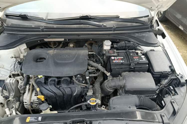 Used Hyundai Elantra (6th Generation / Lingdong) 2016 1.6L Automatic ZhiXuan – Elite Version Engine Bay