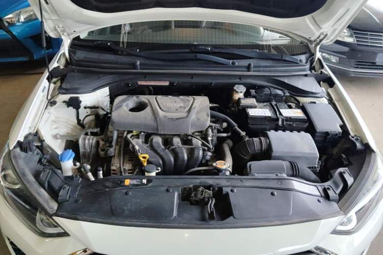 Used Hyundai Elantra (6th Generation / Lingdong) 2016 1.6L Automatic ZhiXuan – Elite Version Engine Bay