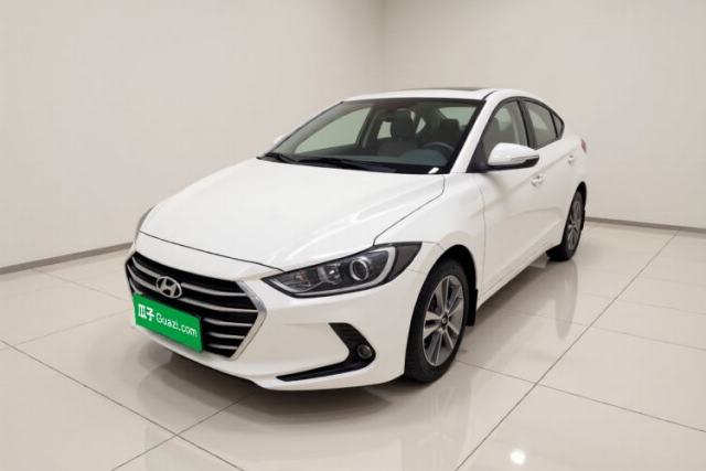 Ojetý Hyundai Elantra (6th Generation / Lingdong) 2016 1.6L Manual ZhiXuan·Youth Edition