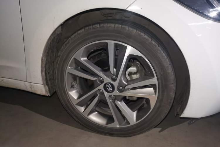 Used Hyundai Elantra (6th Generation / Lingdong) 2016 1.6L Automatic ZhiXuan – Elite Version Exterior 1