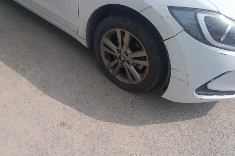 Used Hyundai Elantra (6th Generation / Lingdong) 2016 1.6L Manual ZhiXuan·Youth Edition Exterior 1