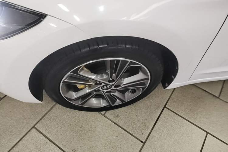 Used Hyundai Elantra (6th Generation / Lingdong) 2016 1.6L Automatic ZhiXuan – Elite Version Exterior 2