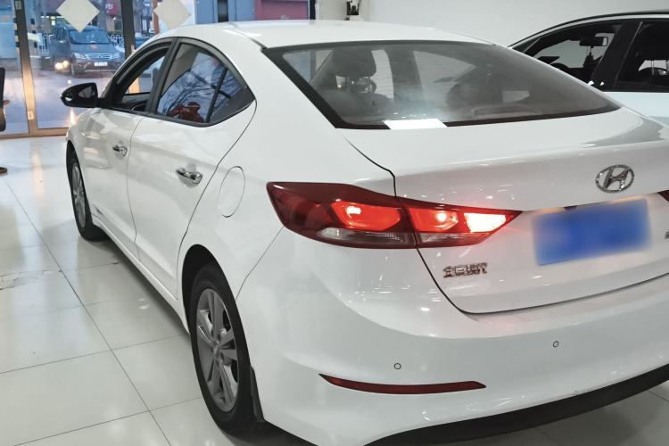 Used Hyundai Elantra (6th Generation / Lingdong) 2016 1.6L Manual ZhiXuan · Dynamic Model Exterior 2