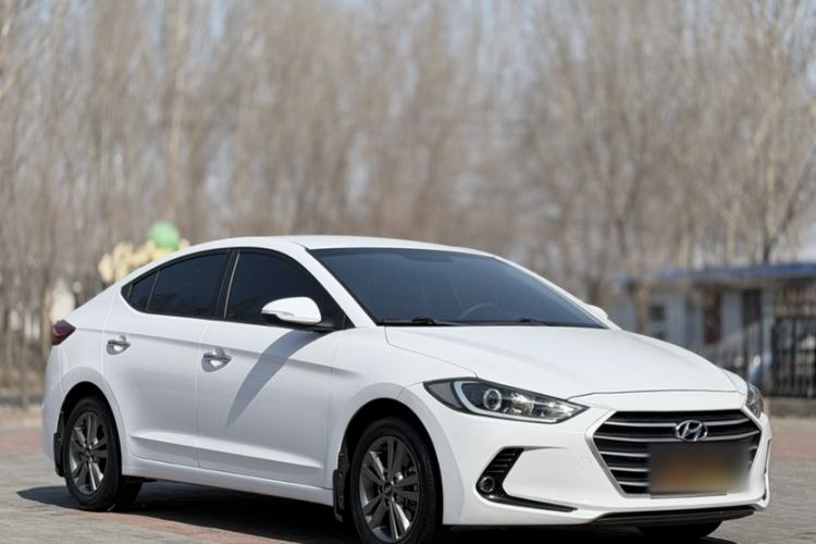 Used Hyundai Elantra (6th Generation / Lingdong) 2016 1.6L Manual ZhiXuan·Youth Edition Exterior 2