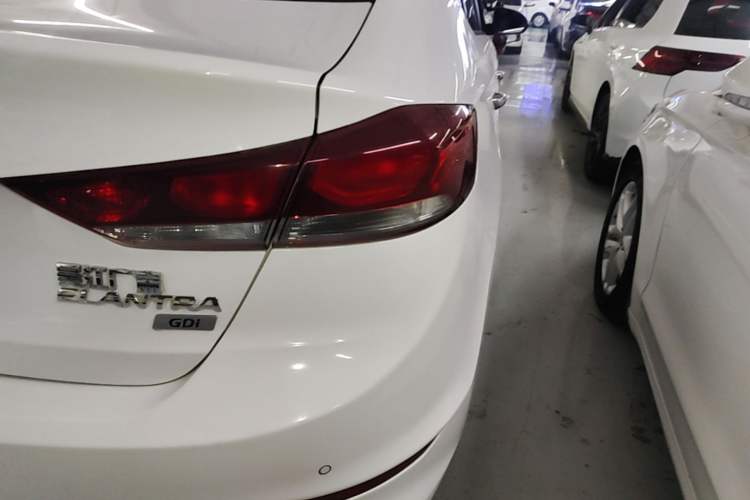 Used Hyundai Elantra (6th Generation / Lingdong) 2016 1.6L Automatic ZhiXuan – Elite Version Exterior 3