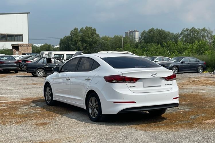 Used Hyundai Elantra (6th Generation / Lingdong) 2016 1.6L Manual ZhiXuan · Dynamic Model Exterior 3