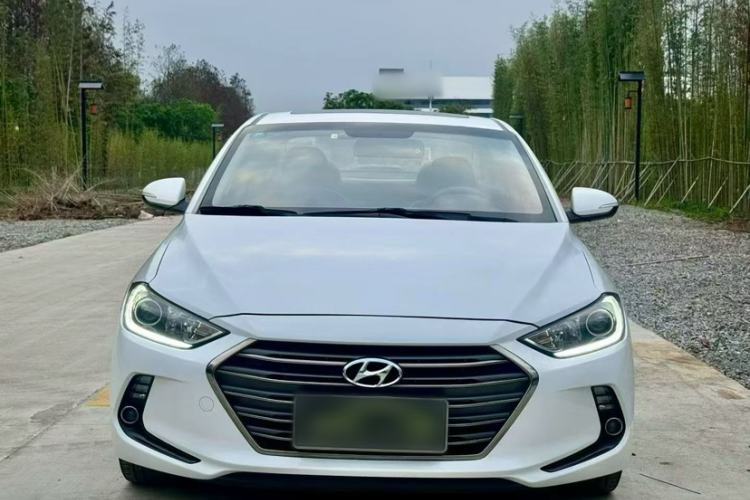 Used Hyundai Elantra (6th Generation / Lingdong) 2016 1.6L Automatic ZhiXuan – Elite Version Exterior 3