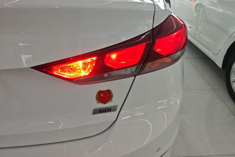 Used Hyundai Elantra (6th Generation / Lingdong) 2016 1.6L Automatic ZhiXuan – Elite Version Exterior 3