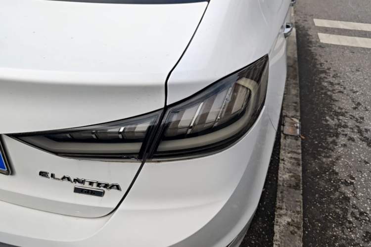 Used Hyundai Elantra (6th Generation / Lingdong) 2016 1.6L Automatic ZhiXuan – Elite Version Exterior 3
