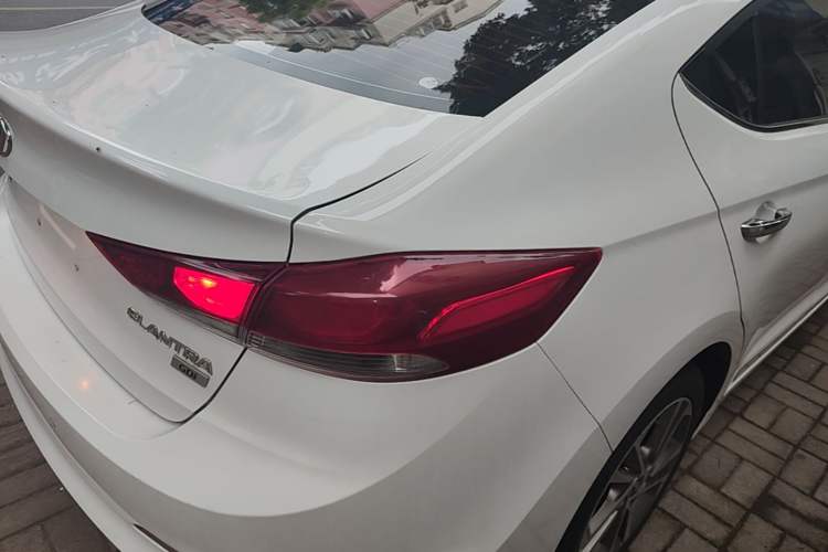 Used Hyundai Elantra (6th Generation / Lingdong) 2016 1.6L Automatic ZhiXuan – Elite Version Exterior 3